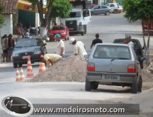 Prefeitura realiza pente fino na limpeza pública de Medeiros Neto